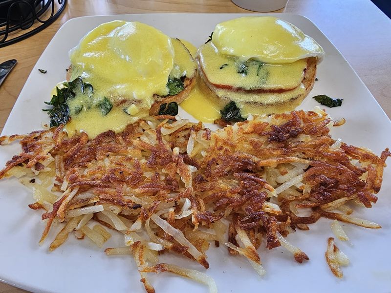 Flamingo Brunch House food